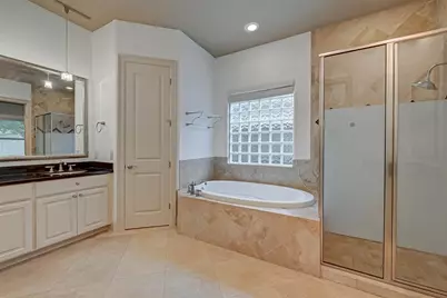 11207 St Laurent Lane, Houston, TX 77082 - Photo 13