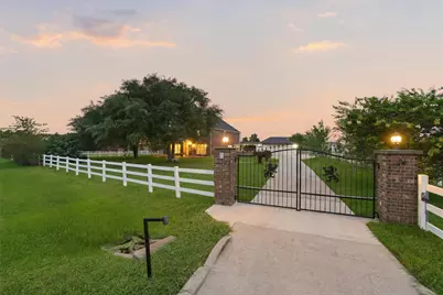 5903 Waterwalk Court, Richmond, TX 77469 - Photo 3