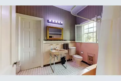 5975 Calder Avenue, Beaumont, TX 77706 - Photo 19