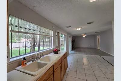 2915 Windchase Boulevard, Houston, TX 77082 - Photo 9