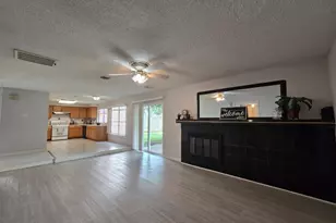 2915 Windchase Blvd, Houston, TX 77082 - Photo 17