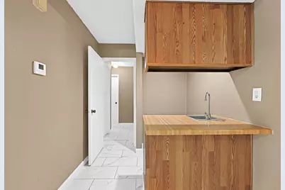12223 Woodcliff Drive, Houston, TX 77013 - Photo 9