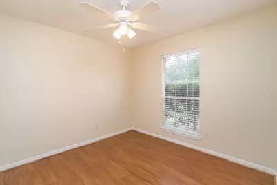 5306 Acorn Court Court, League City, TX 77573 - Photo 17