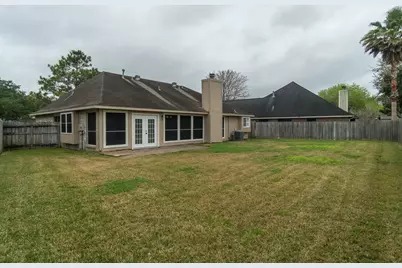 5306 Acorn Court Court, League City, TX 77573 - Photo 21