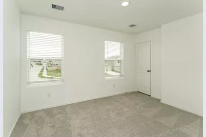 10827 Bird Of Paradise Lane, Houston, TX 77016 - Photo 9