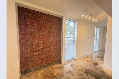 1112 W Lawrence Street #15, Houston, TX 77008 - Photo 3