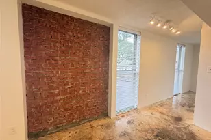 1112 W Lawrence St, Houston, TX 77008 - Photo 3