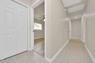 5619 Newquay Street, Houston, TX 77085 - Photo 31