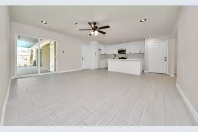 5619 Newquay Street, Houston, TX 77085 - Photo 7