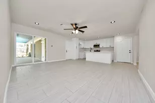 5619 Newquay St, Houston, TX 77085 - Photo 7