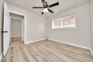 5619 Newquay St, Houston, TX 77085 - Photo 17