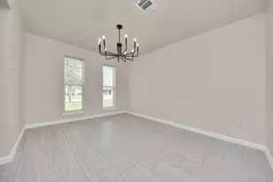 5619 Newquay St, Houston, TX 77085 - Photo 3