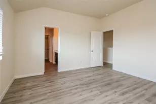 12046 Munich Dr, Houston, TX 77044 - Photo 9