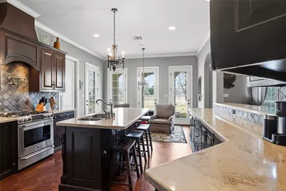 414 Lakeland Circle, Rosharon, TX 77583 - Photo 11