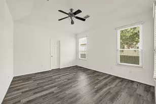 12915 Palm Leaf Ct, Houston, TX 77044 - Photo 19