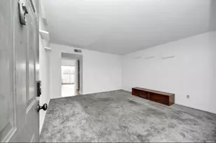 8100 Creekbend Dr, Houston, TX 77071 - Photo 3
