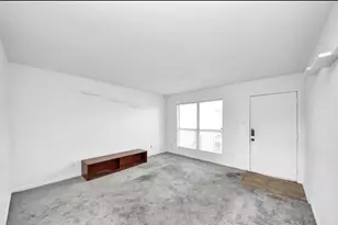 8100 Creekbend Dr, Houston, TX 77071 - Photo 5