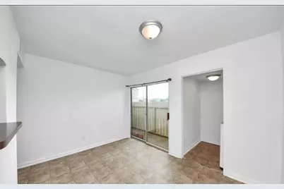 8100 Creekbend Drive #104, Houston, TX 77071 - Photo 11