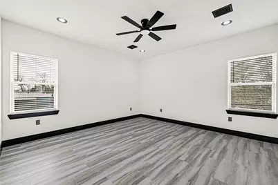 13106 Donegal Way #B, Houston, TX 77047 - Photo 17