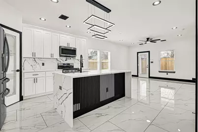 13106 Donegal Way #B, Houston, TX 77047 - Photo 7