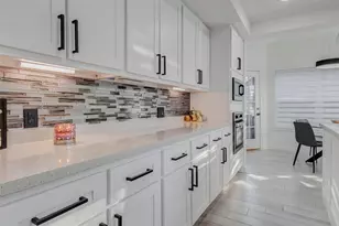 2223 Foreland Dr, Houston, TX 77077 - Photo 7