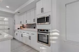 2223 Foreland Dr, Houston, TX 77077 - Photo 11