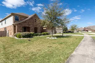 3070 Tradinghouse Creek Ln, League City, TX 77573 - Photo 3