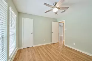 5 N White Pebble Ct, The Woodlands, TX 77380 - Photo 19