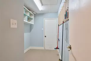 5 N White Pebble Ct, The Woodlands, TX 77380 - Photo 23