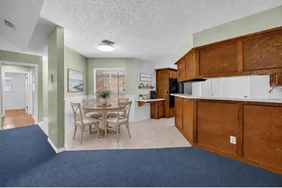 925 S 6th Street, La Porte, TX 77571 - Photo 15