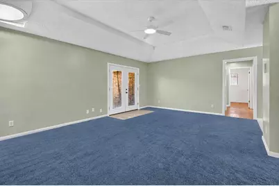 925 S 6th Street, La Porte, TX 77571 - Photo 13
