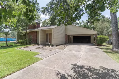 1926 Maple Lakes Drive, Houston, TX 77339 - Photo 3