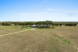 2346 Bruno Rd, Schulenburg, TX 78956 - Photo 1