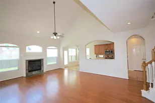4810 Zachary Ln, Sugar Land, TX 77479 - Photo 5