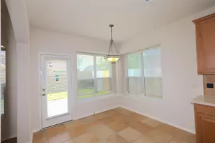 4810 Zachary Ln, Sugar Land, TX 77479 - Photo 9