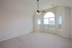 4810 Zachary Ln, Sugar Land, TX 77479 - Photo 11