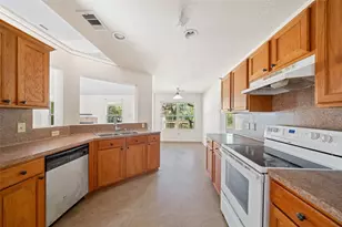 15 Hill Top Rd, Huntsville, TX 77320 - Photo 13