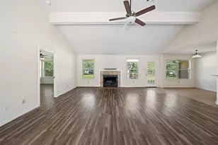 15 Hill Top Rd, Huntsville, TX 77320 - Photo 9