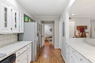 4054 Dumbarton St, Houston, TX 77025 - Photo 13