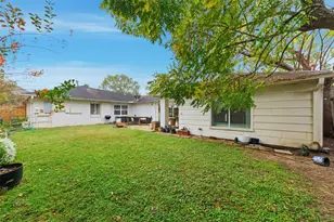 4054 Dumbarton St, Houston, TX 77025 - Photo 29