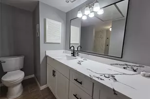 8421 Hearth Dr, Houston, TX 77054 - Photo 25