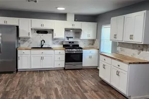 2120 Chestnut Ln, Pasadena, TX 77502 - Photo 13