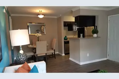 10250 Lands End Drive #106, Houston, TX 77099 - Photo 9