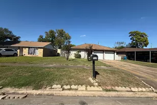 715 Branding Iron Ln, Houston, TX 77060 - Photo 3