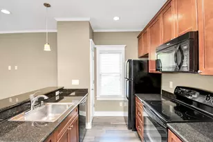 9022 Topaz St, Houston, TX 77063 - Photo 9