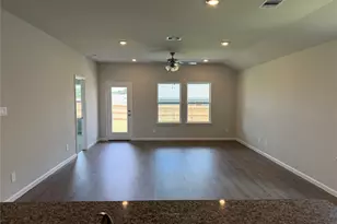 1113 Legrand St, Brenham, TX 77833 - Photo 3