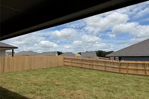 1113 Legrand St, Brenham, TX 77833 - Photo 7