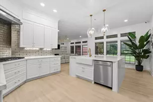 9700 Jay Rd, Hitchcock, TX 77563 - Photo 17