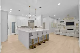 9700 Jay Rd, Hitchcock, TX 77563 - Photo 11