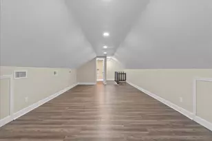 9700 Jay Rd, Hitchcock, TX 77563 - Photo 37